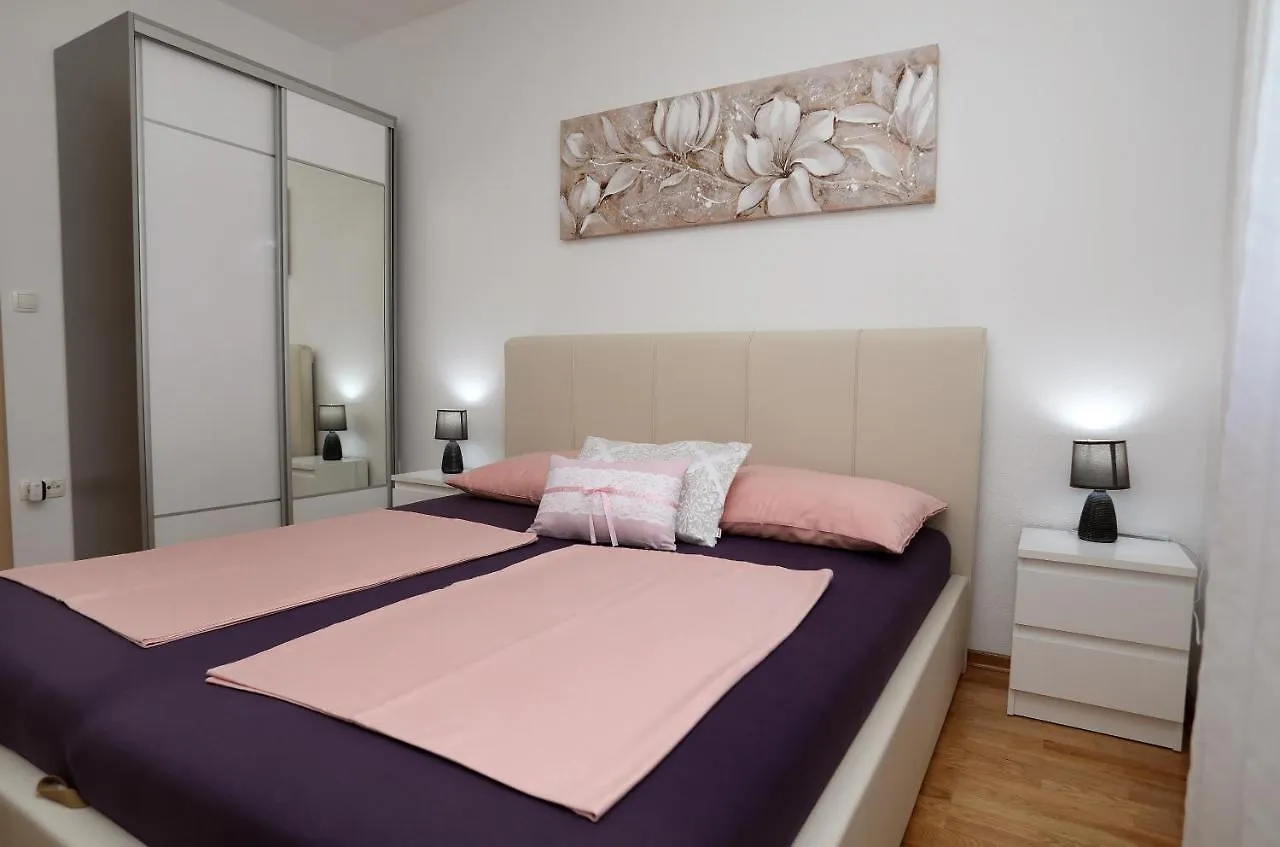 Apartmani Kolak Trogir Croatia